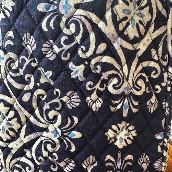 Vera Bradley Steel Blue and White Floral Bag - Picture 5 of 5